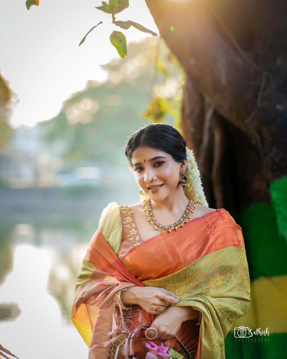 Actress @ssakshiagarwal pretty in traditional look for #TamilNewYear2023

#SakshiAgarwal