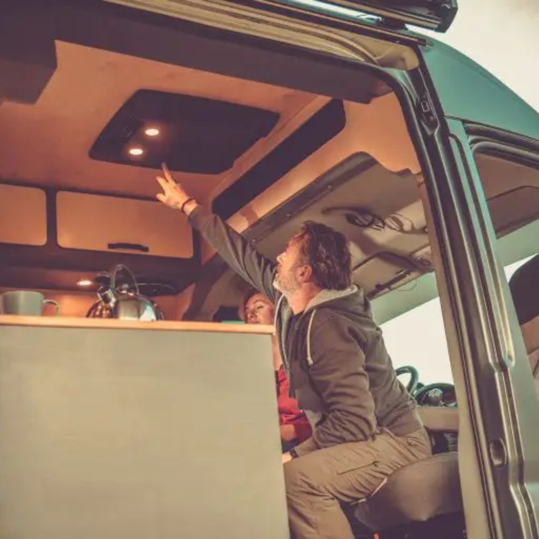 optoutliving's tweet photo. Stay cool in your van this summer with a rooftop air conditioner! Van life can be tough, but with the right tools, you can make it more comfortable. Read our guide to find the best rooftop AC for your van.
https://t.co/KbCsZs5rZ5 https://t.co/qCZKajioIz