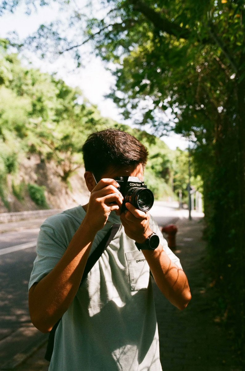 lomography's tweet photo. Lomography has partners all over the world to help serve your analogue needs. If you're from Hong Kong then it's your lucky day! We're featuring our Sai Wan-based Celia and Richin of YatGyun in today's installment of #LomographyPartners. https://t.co/r2clEFpXK4 https://t.co/QD7hKDB62c