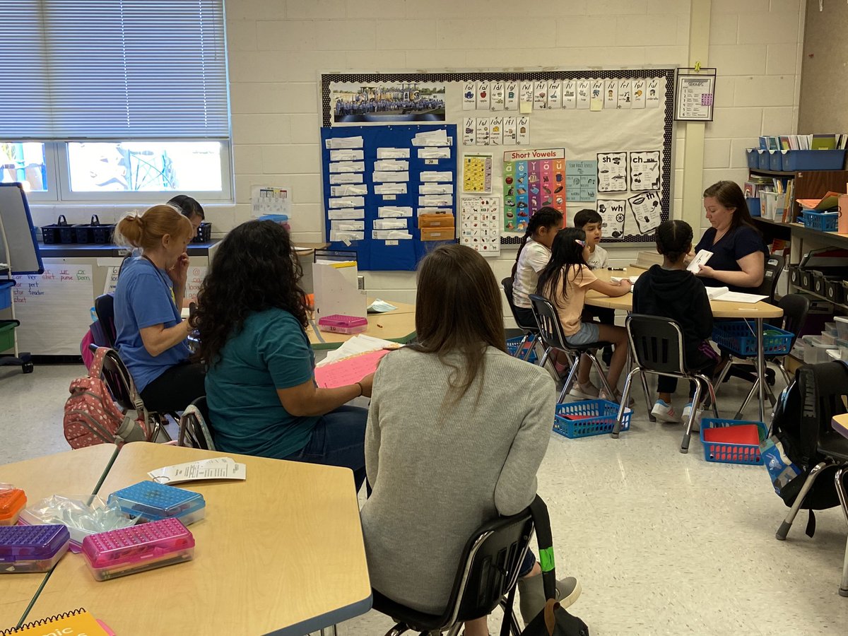 MsBrennan2's tweet photo. @CoatesES lab site around multi-sensory, systematic and explicit phonics based instruction. Our students loved sharing and showing off their skills while teacher participants were excited to put all the pieces together to plan and implement high-leverage teaching practices. https://t.co/JqbJ3FwD4f