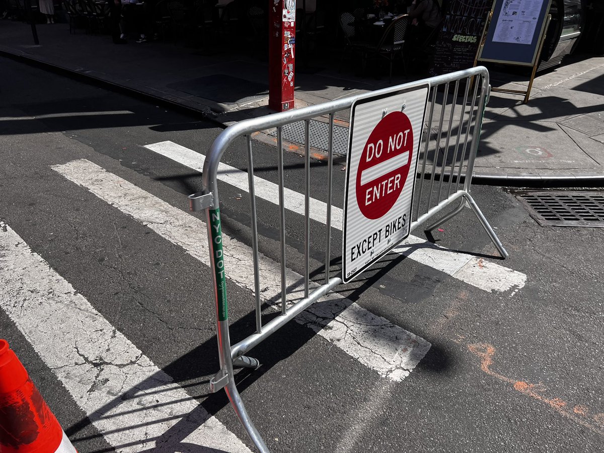 JimRockaway's tweet photo. Had a lovely lunch in Little Italy today and we were very thankful for the #OpenStreets and #OpenRestaurants. We had a large group & a baby in tow and it was so pleasant & to walk & then dine. We should be taking down barriers to outdoor dining not taking down outdoor dining. https://t.co/6sYpZXEH8u