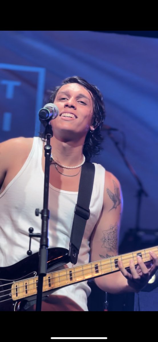 timopanes's tweet photo. Que bonita sonrisa muchacho @timomusica 

ESTEMOS DONDE ESTEMOS https://t.co/YUk2ikErWR