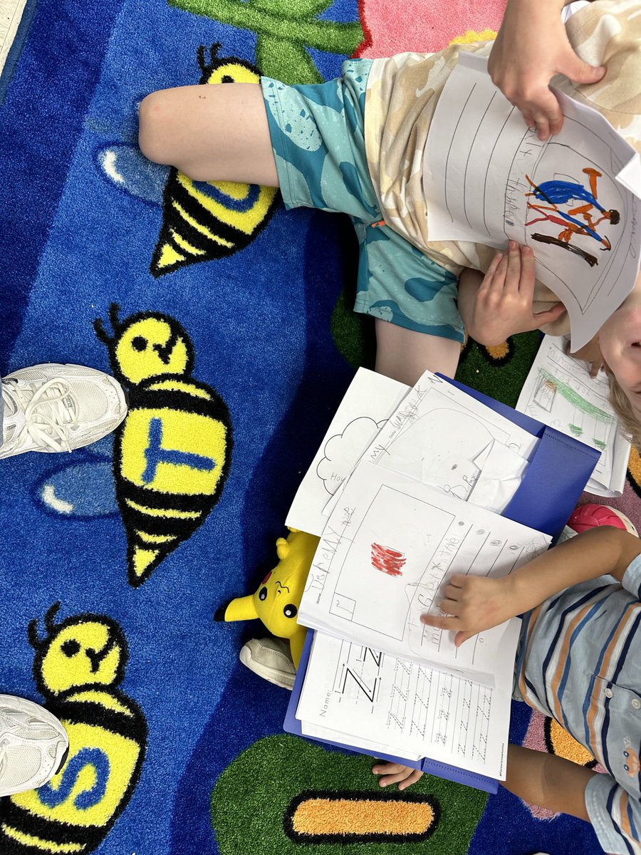 HeyMrsMartinez's tweet photo. Our kindergarten writers had a blast working through the writing process. They recently celebrated their accomplishments with a Publishing Party! Way to go, @_MissGarza! Your students did awesome! 📝❤️
@NISDFernandez @nisdelemelar https://t.co/3zasjiO9e8