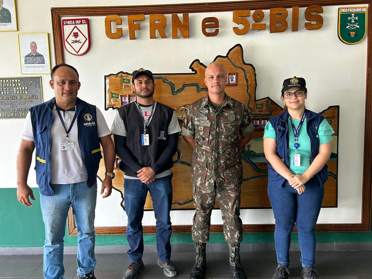 AfonsoLins2's tweet photo. 🤝🏻Nos reunimos com o diretor geral do Ifam Leonardo Matos Correia lima e com o coronel comandante bis Braz.
Esse é o Crea Amazonas, mais presente, mais atuante e mais participativo!
#Fiscalização #Crea #Confea #Mutua #creaam #amazonas #sãogabrieldacachoeira https://t.co/msnKApY5Nx