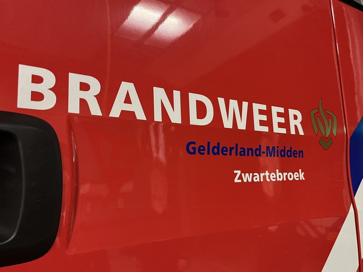 Vanavond de jaarvergadering van korps Zwartebroek! Drie jubilarissen met 30 jaar brandweerdienst, afscheid van een collega en bevelvoerder die bevorderd is. Dank voor alle brandweerzorg. Mooie avond! 🚒👍