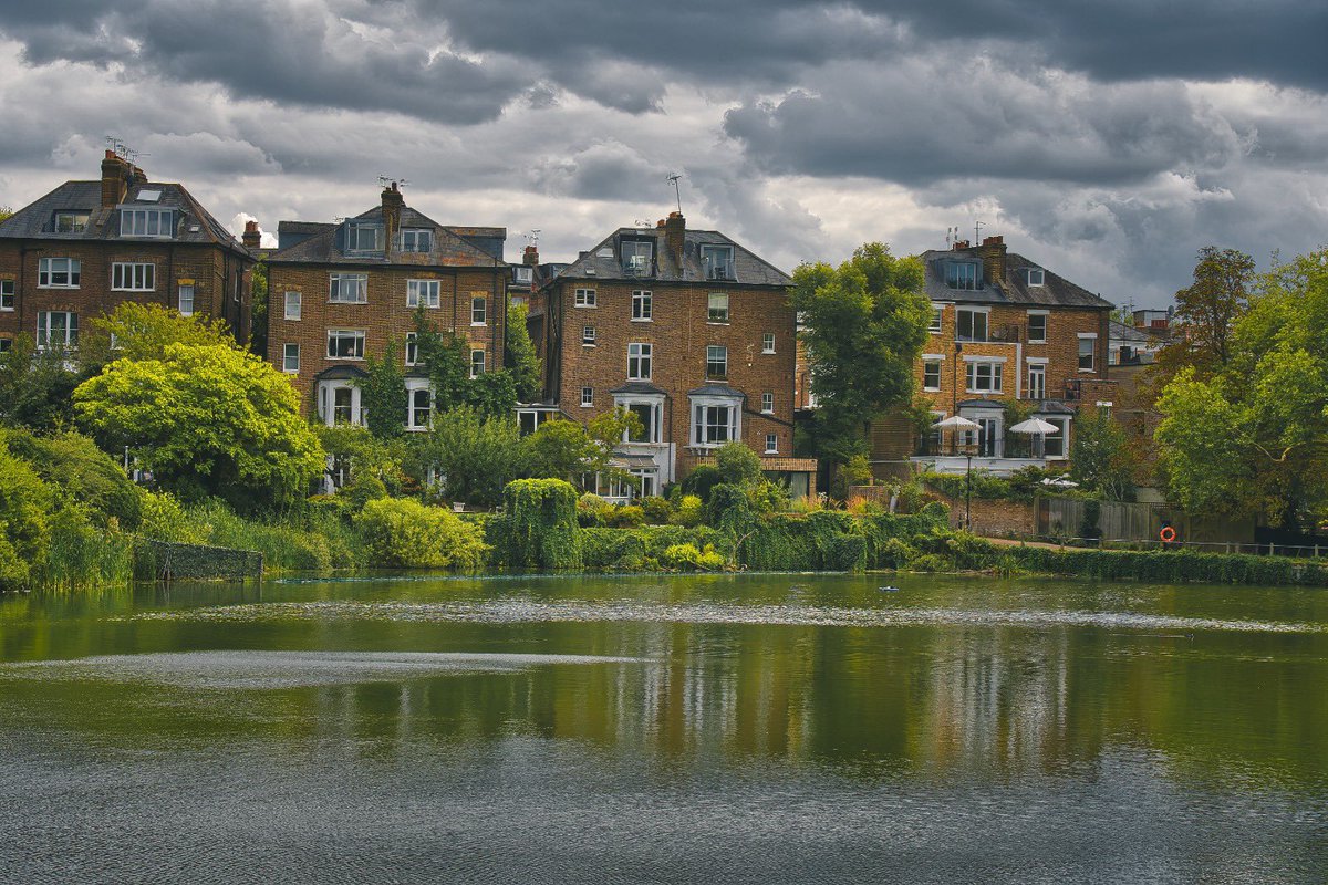 jgrnstn's tweet photo. @Lightroom Photos emulating paintings in Hampstead Heath, London https://t.co/QccINKtVWq