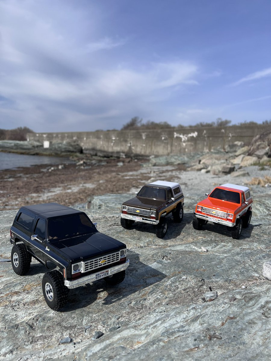 RCDriverGuys's tweet photo. The new FMS FCX24 K5 Blazer looks amazing and is available in three different color schemes! Find more info through our affiliate link: https://t.co/9rPhVb9l3z
#rcdriver #fms #rccars https://t.co/x91TGmcPyS