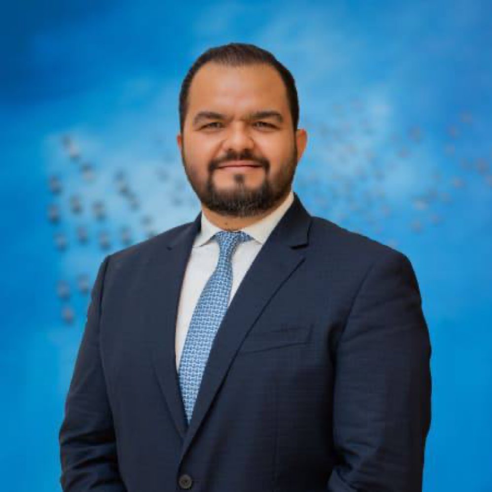 sgenovez's tweet photo. El mundo emprendedor pierde un #icono un emblema, un lider, sentido pesame a toda la familia de @applaudo_ y gran hasta pronto @darwinromero19 que Dios te reciba y te apapache por revivir el emprendimiento #proinnova https://t.co/J9Ro4Sa5VA