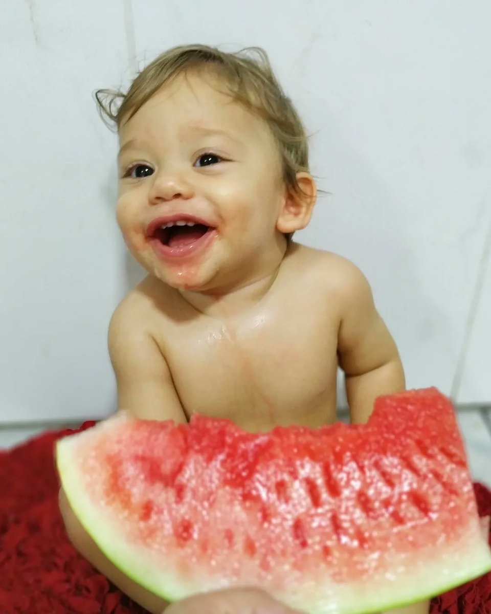 TalMeTalFilho1's tweet photo. Quais são as frutas preferidas do Saulinho? 
Confere nesse vídeo novinho lá no nosso canal TAL MÃE TAL FILHO VIVI E PABLO e se divirta com um bônus fofinho no final.
https://t.co/XtB6S8Wf2C https://t.co/KVlAhbKDqV