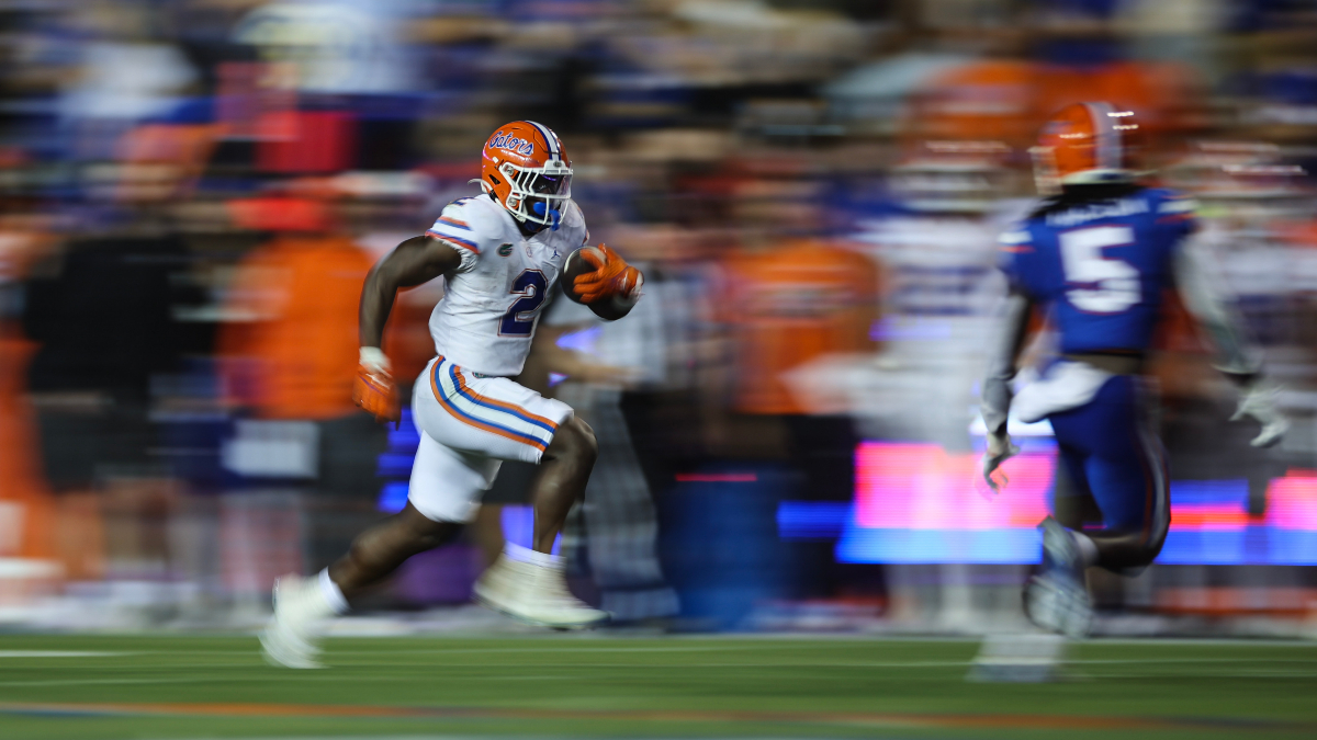 ZachAbolverdi's tweet photo. Game Balls: Five standout players from the #Gators spring game. 

MORE: https://t.co/W5AzSxuwEN https://t.co/N8qvqUJsFF