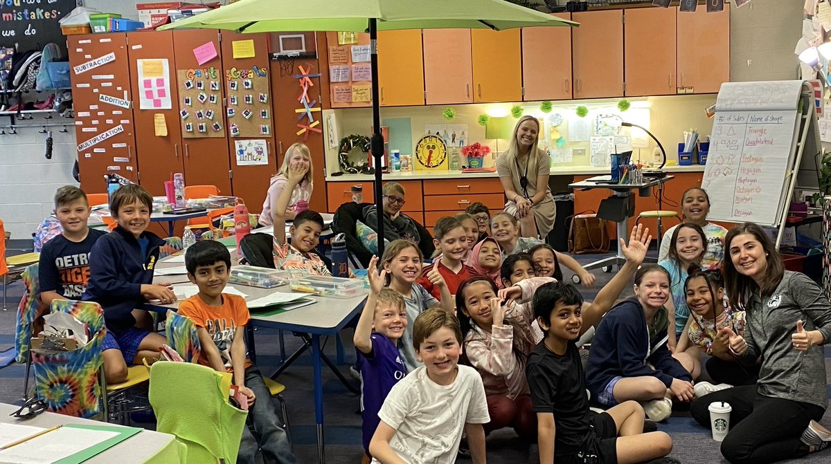 LaurenFragomeni's tweet image. Smiles and happy tears as I was reunited with my third graders while on maternity leave. A big thank you to @MsBerschbach for taking such great care of my @WassWolves !!!