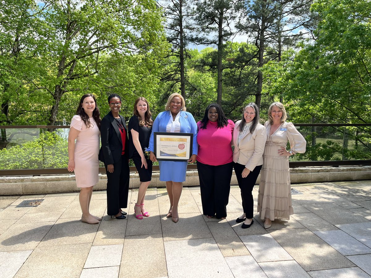 Leah_Carper's tweet photo. Congrats to Kimberley Jones, the 2023 @BWFUND NC Teacher of the Year!  I look forward to working with you and your incredible team!  

#nctoypoy #bwfnctoy https://t.co/cqN1jk6wQM