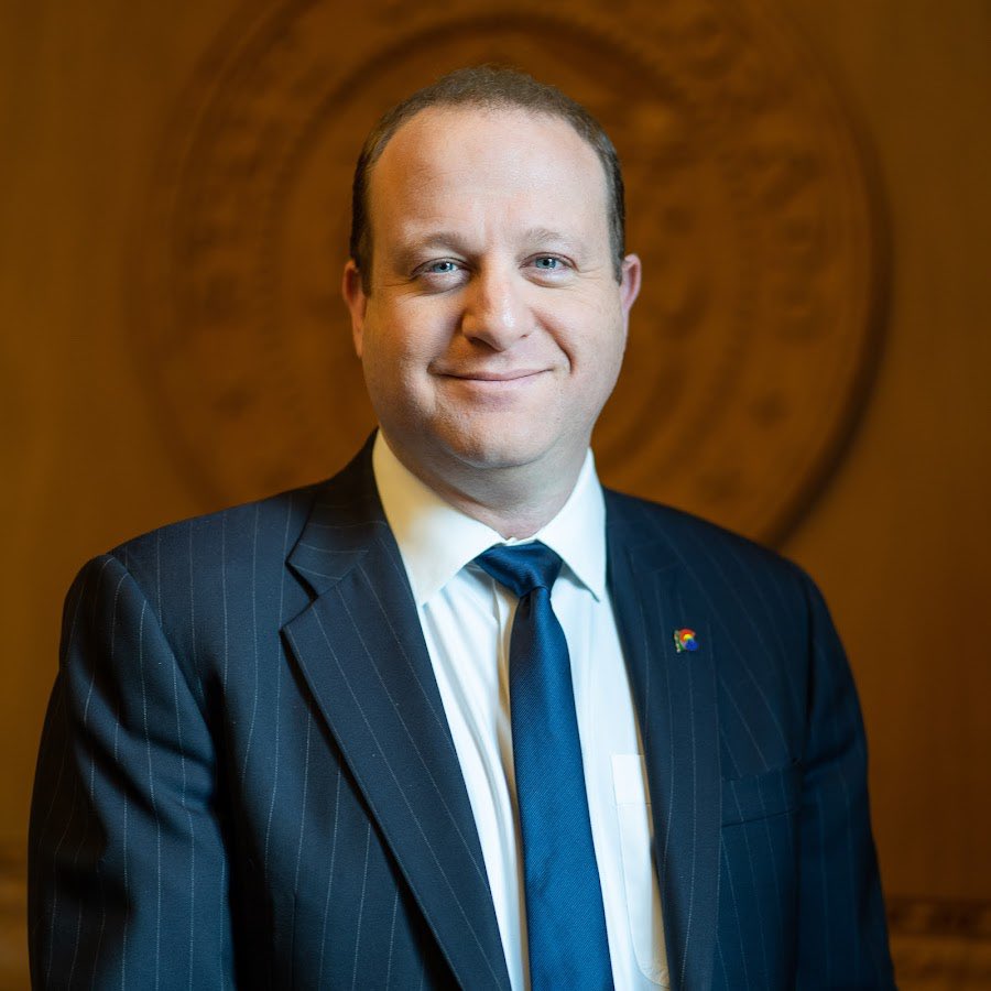 BREAKING: Colorado Governor, Jared Polis, just signed not one, but TWO bills to make sure people have access to abortion and gender-affirming care! 

This Democrat-led state is paving the way as a safe haven for folks who may not have access in neighboring states with bans or