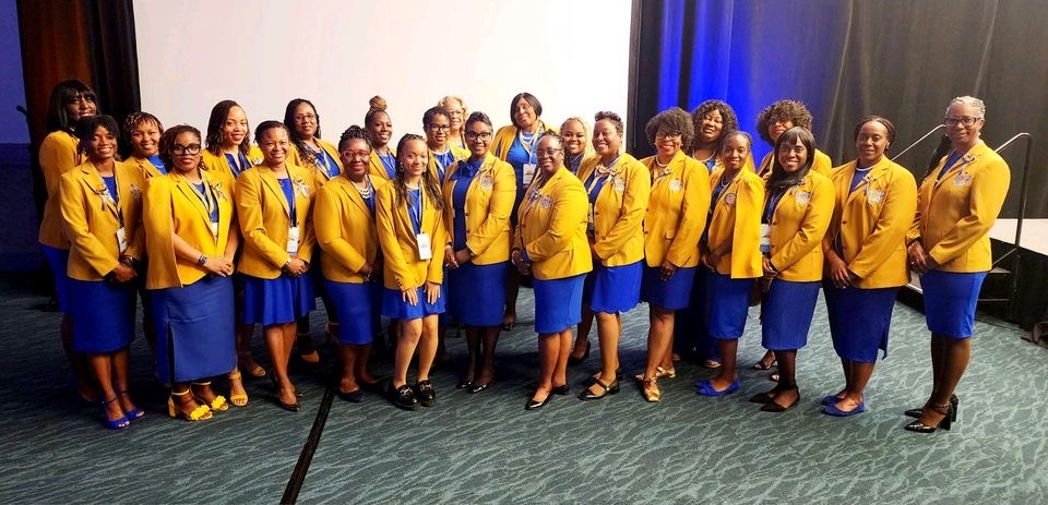 TheATLSGRhosHS's tweet photo. Eta Sigma Alumnae Chapter is enjoying the business and sisterhood of Sigma at the 83rd Sophisticated Southeastern Regional Conference in Myrtle Beach, SC!
Looking good Sorors! ππ
#SigmaGammaRho #EtaSigma #AtlantaSGRho #SophisticatedSER #SER83 #SisterhoodByTheSea https://t.co/hkeR1ald0Q