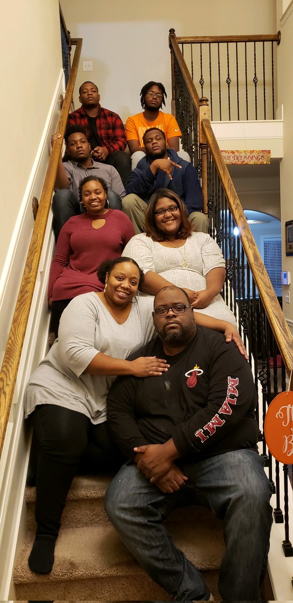 DrFDubs's tweet image. 1/3: My brother, Darryl Lynn Fussell, II was murdered by police last night while experiencing active psychosis. As I prepare for the prospect of his mugshot appearing on the internet and racists saying he deserved it, I wanted to share these photos of who he really is.