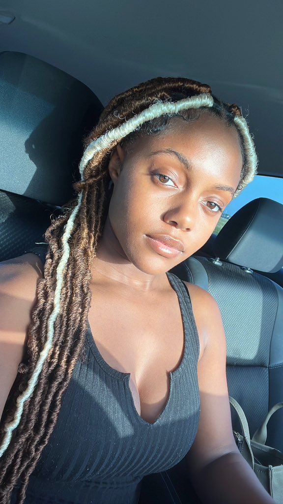 _JayeeBee's tweet image. 🫶🏽