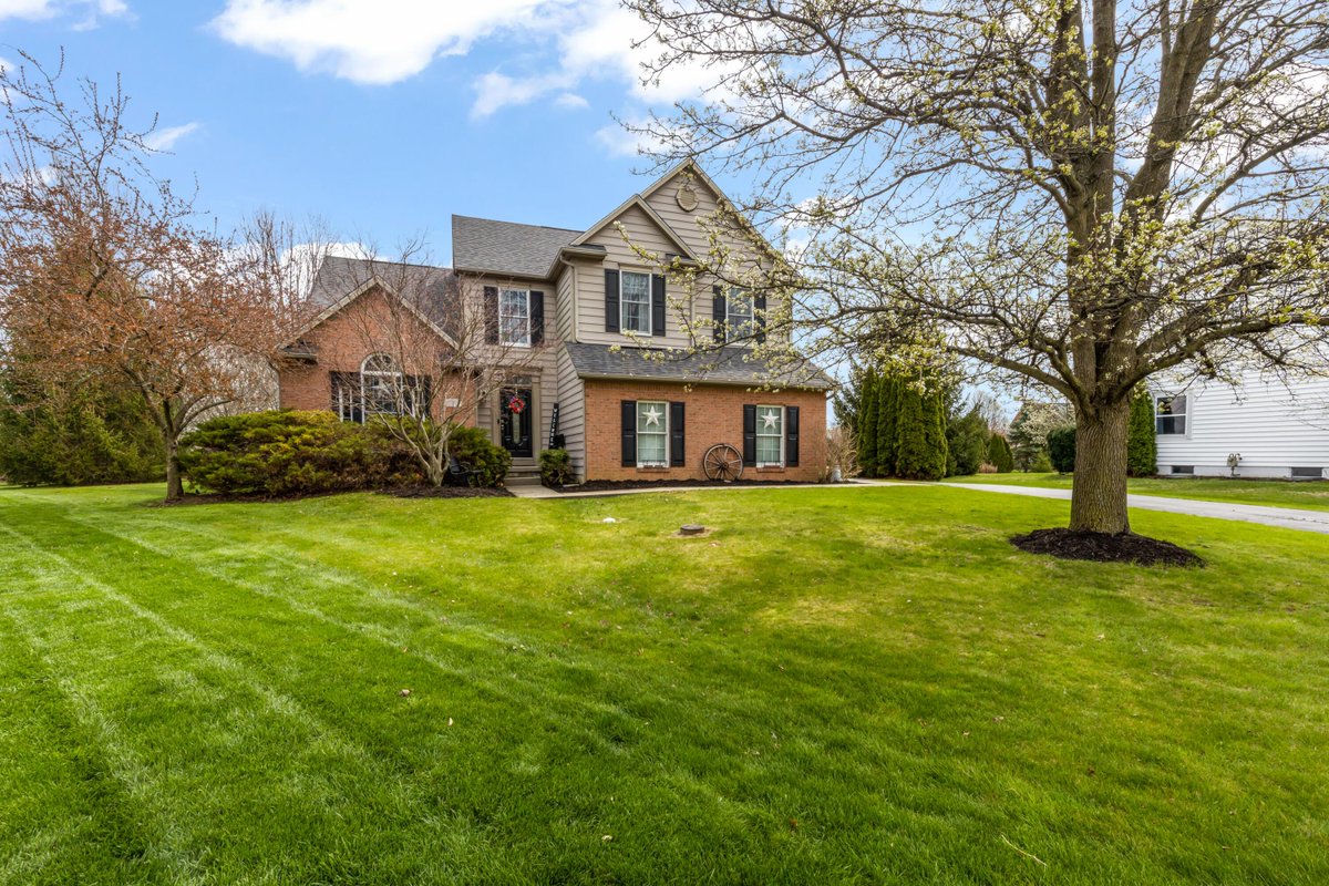SullivanGroup's tweet photo. Check out my #listing in #Powell #OH  #realestate #realtor https://t.co/Hng23XTDZ4 https://t.co/SYDdtuyG1G