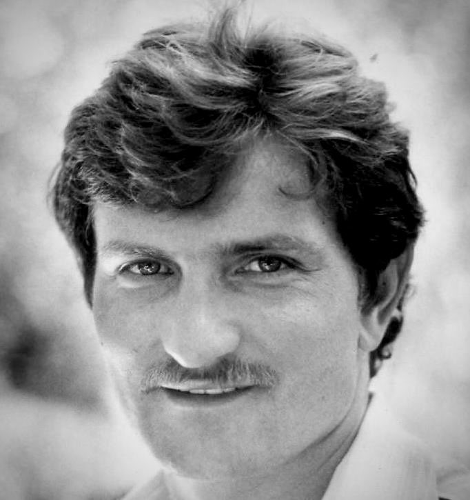 RussianTexan's tweet photo. This Day Many Years Ago ✨✨✨ TIME FLIES #selfie #Tashkent #Anvar https://t.co/q3GA0o5whP