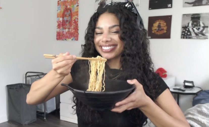 Soul on Twitter: "Spicy noodle challenge http://twitch.tv/soullig"