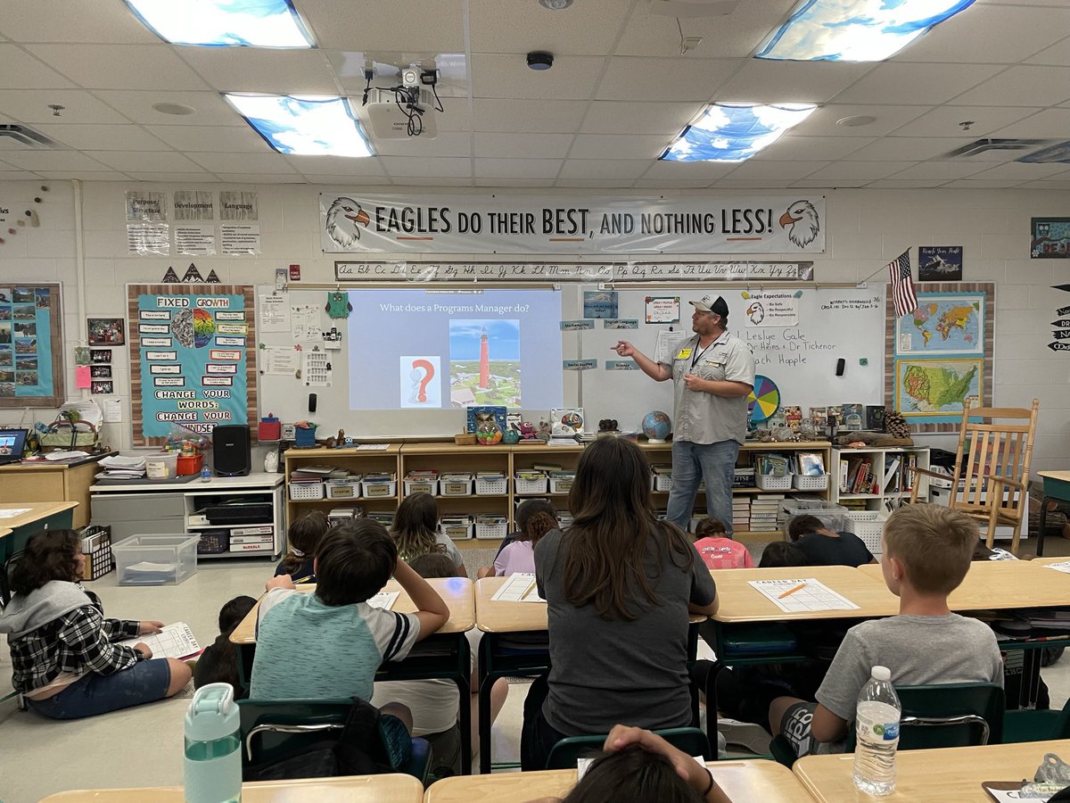 blueegg3r's tweet photo. Such a fun Career Day at CGE!!! My class had the privilege of hearing from Magic 107.7โs Leslye Gale, @Stetson professor Dr Mercedes Tichenor and Zach Hopple from #ponceInletLighthouse! And the @VolusiaSheriff helicopter! @CitrusGrove_VCS @volusiaschools https://t.co/J22aFlFHKk