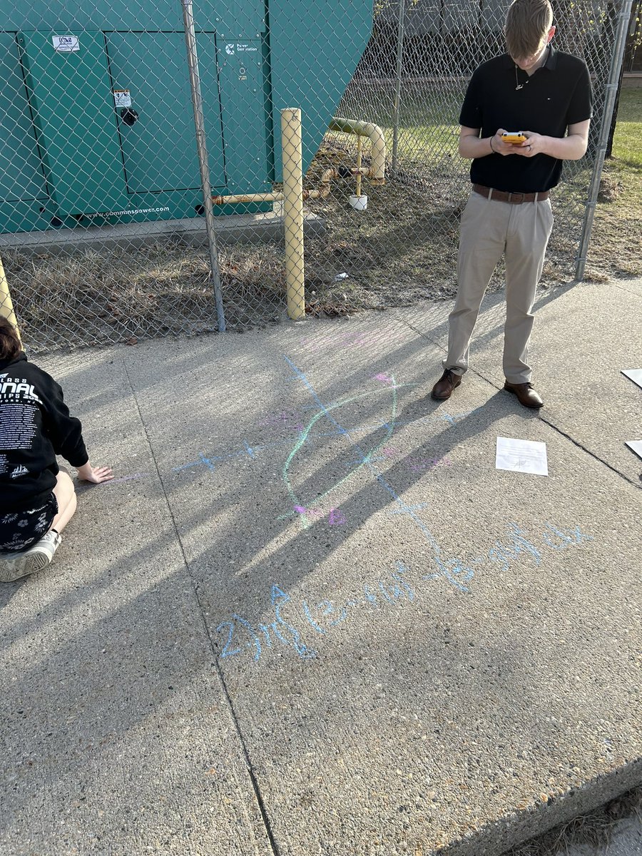 Pi_Roe's tweet image. Today was the perfect day to try sidewalk chalk calculus.  Thank you to @passwaterb for the idea and for all the great resources!