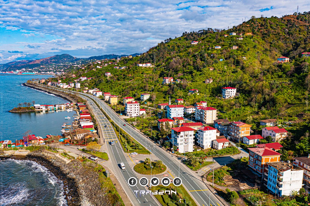 Balıklı Limanı, Sürmene - Trabzon
(Sen Anlat Karadeniz Çekimleri Yapıldığı Liman)
・
#Trabzon fotoğrafları için sosyal medyada bizi takip edin. 😉
・
Facebook &amp; Twitter &amp; Instagram &amp; Foursquare &amp; Swarm: @trabzon 
・
<a href="/Trabzon/">Trabzon ⚓</a> Proje Ekibi
trabzon.net.tr 👈🏻
・
#Balıklı