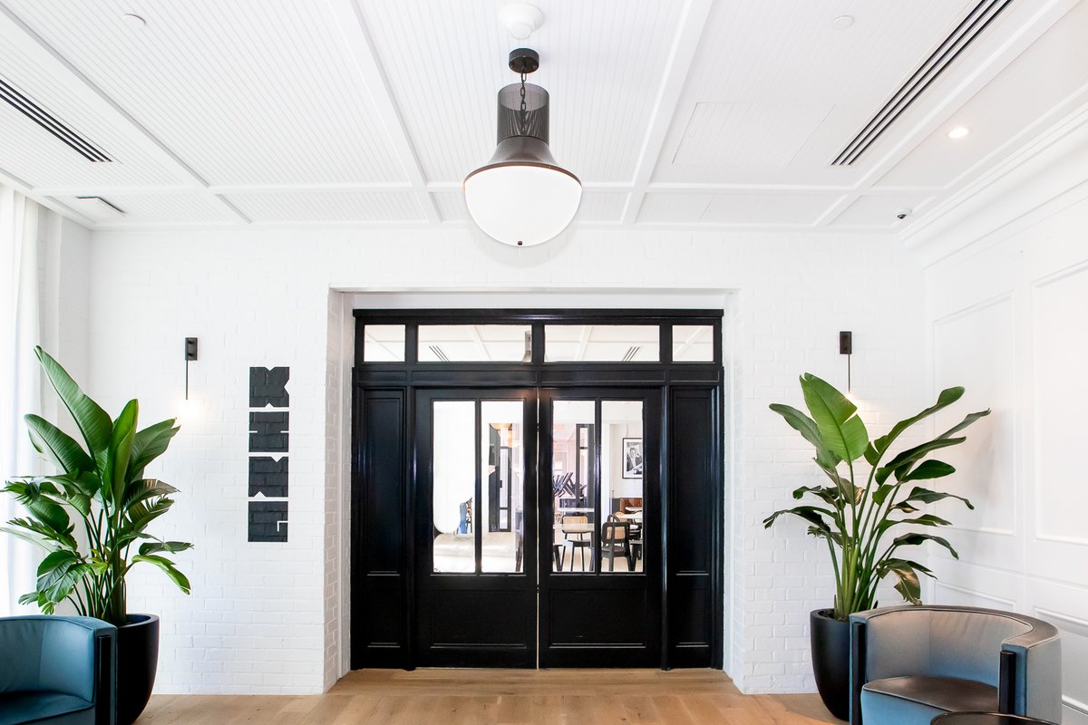 GatorMillworks's tweet photo. We are proud to have teamed up with the Kimpton Hotel Fontenot in New Orleans! We integrated beautiful millwork in the lobby and entrance that complements the overall architectural of the hotel.
#Gator #millwork #commercialmillwork #custommillwork #renovation #modernmillwork https://t.co/WbKUNGo4GJ