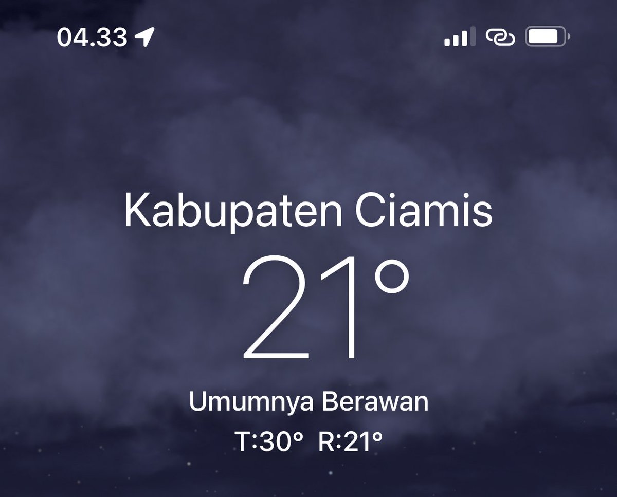 putnyaaa's tweet image. dingin bgt dah cigintung🥶🥶