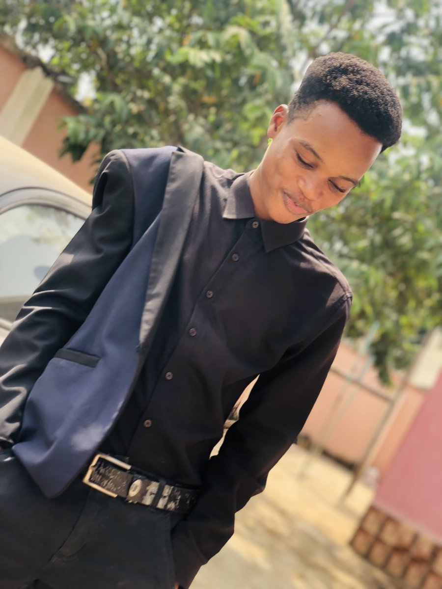 NolyGreat's tweet image. TN: smile comes first before laugh 😚