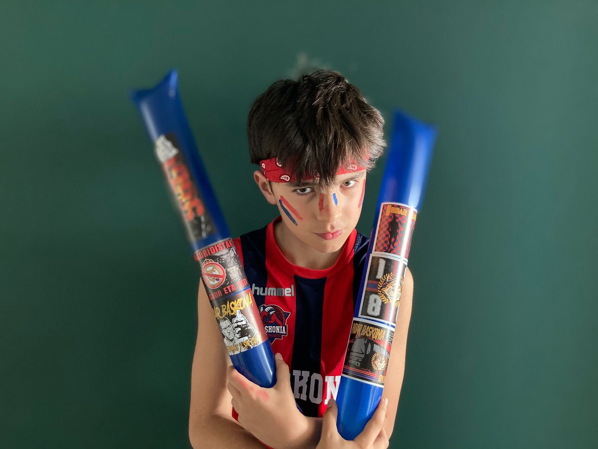 kelnait's tweet photo. Eskerrik asko @Baskonia seguiremos gritando en el buesa!!! https://t.co/oM0euPAgyT