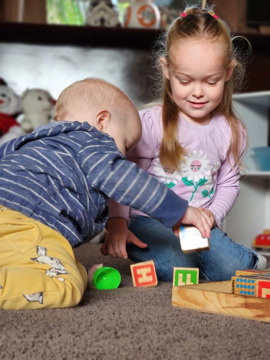 Pyrophobic (@pyrophobic_nz) on Twitter photo I love watching them play. 
#family
#tweetfleet I love watching them play. 
#family
#tweetfleet