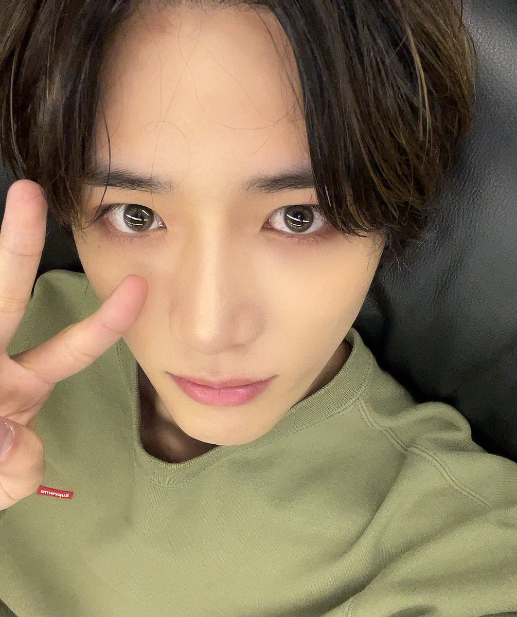 yunjin & beomgyu thinker (@01zarchive) on Twitter photo 