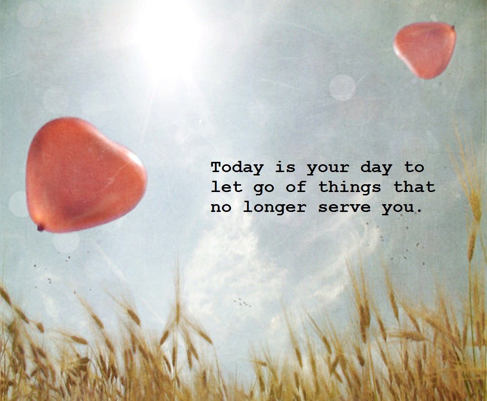 TaroTweetersGem's tweet photo. Today, Let go of things that no longer serve u.💖✨
#FridayWord #affirmation #manifestation #meditation #lawofattraction #aries #taurus #gemini #cancer #leo #virgo #libra #scorpio #sagittarius #capricorn #aquarius #pisces #astrology https://t.co/SpHdIjYZlu