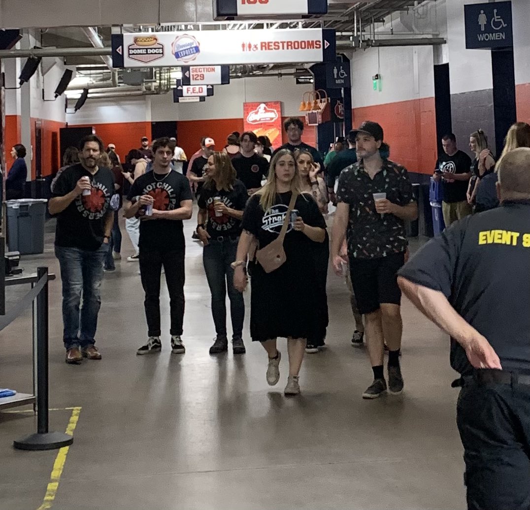 Geoff Herbert On Twitter I m At Red Hot Chili Peppers The Strokes geoff-herbert-on-twitter-i-m-at-red-hot-chili-peppers-the-strokes