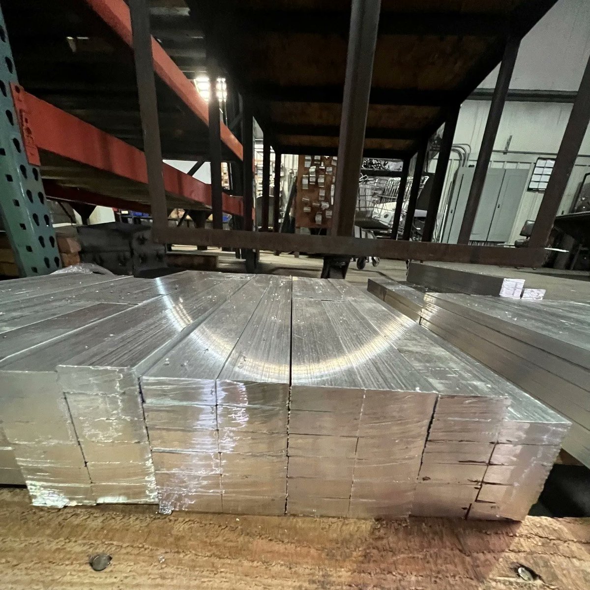 LMCFAB2's tweet photo. Work is stacking up today! For a quote call #LMCFab at 03-759-1331!

#fabrication #beams #ibeams #welding #Tig #bending #rolling #laser #plasma #turrett #punched #LaserCutting #LaserCNC #Manufacturing #SheetmetalFabrication #Amada #MetalFabrication #Sheetmetal #SheetmetalFab https://t.co/WQ4JgO22Bh