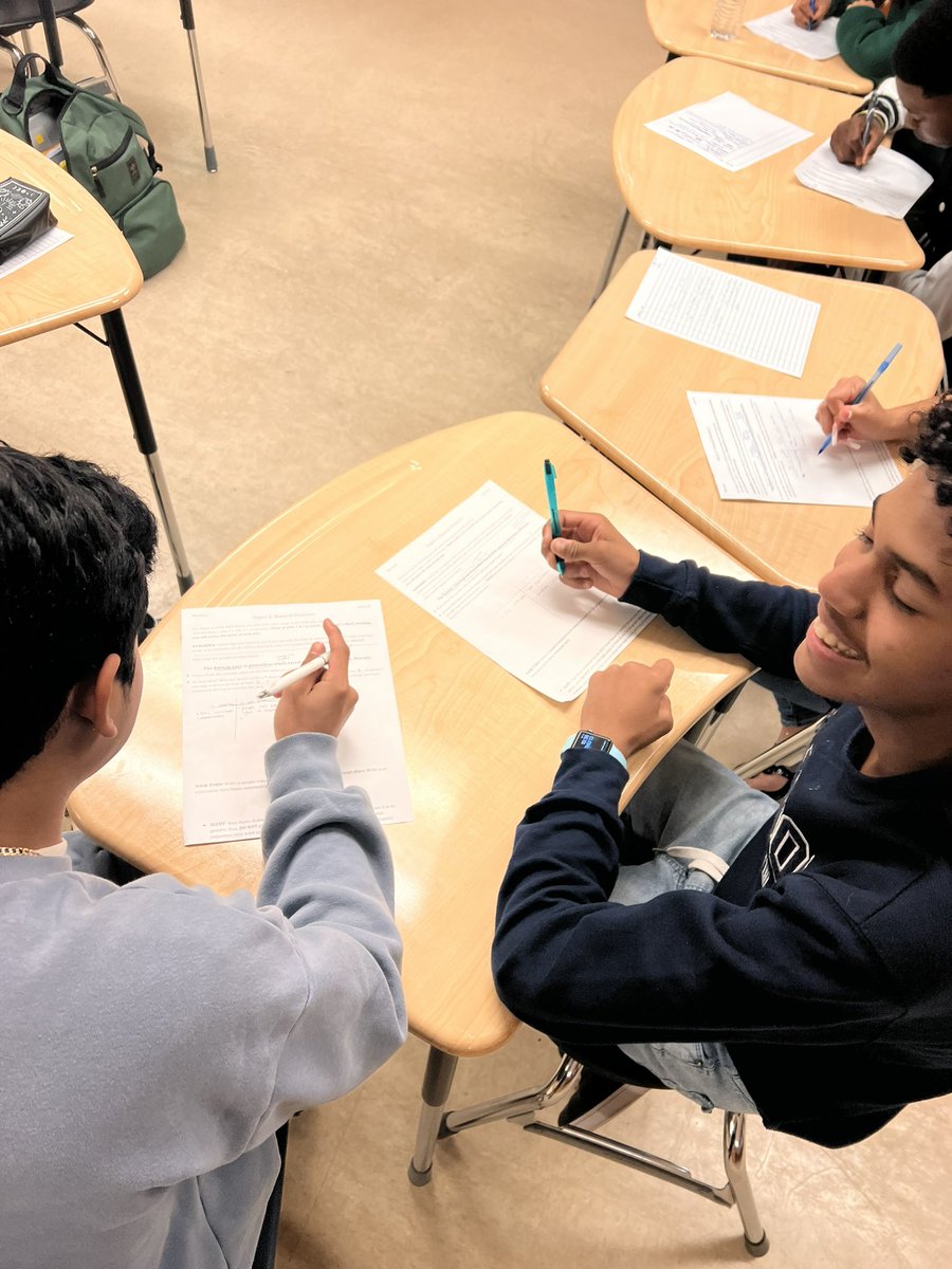 kjmartinez__'s tweet photo. These writers have worked diligently this week to prepare for their upcoming AICE EGP Exam; I am beyond proud of their tenacity. They are ready to ACE the AICE Exam! ✏️ #Writinggalore
#Workhardwriteharder
#ProudEnglishteacher @sandragiraldo05 https://t.co/npt5i8i77W