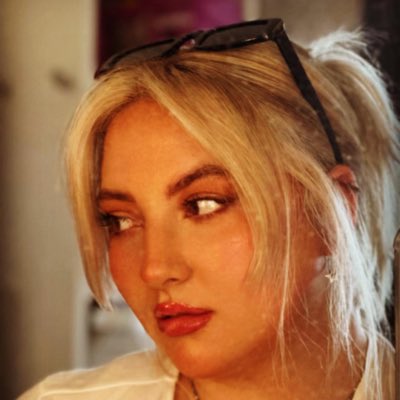 shonacolson's tweet photo. #NewProfilePic https://t.co/jsjE8eUGcZ