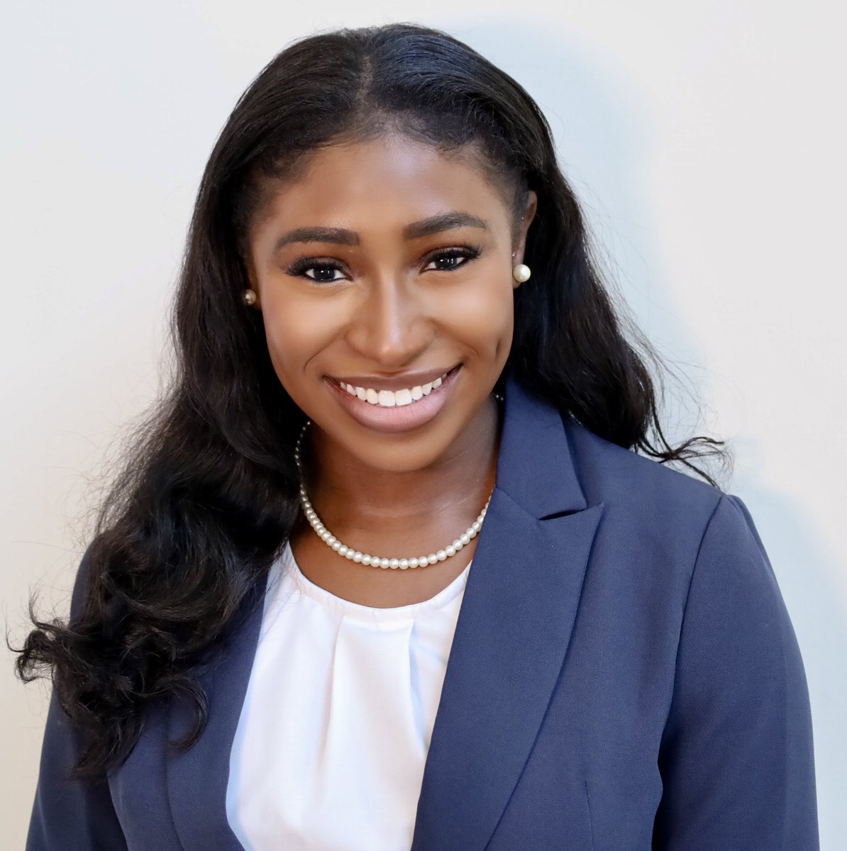 I really had a dream and went for it with all my might. I’m so so so proud of me. Waited my whole life for this. Dr. Syder in 4 short weeks 🥹❤️

I’ve linked my <a href="/medgradwishlist/">#MedGradWishlist</a> below for  anyone who would like to support my transition to residency!

amazon.com/hz/wishlist/ls…