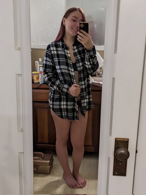 Work fit ❤️ https://t.co/IEr1tKPfM5