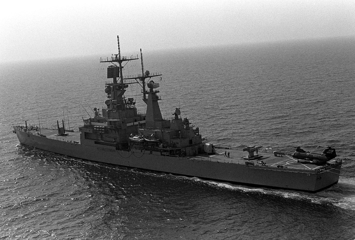 It’s #phrogfriday and here is an H-46 on the stern of USS Virginia CGN-38 while underway in the eastern Mediterranean in 1982, once the Tomahawk Box Launchers were installed helicopters were no longer able to land on the stern. #h46 #ch46 #seaknight #ussvirginia #cgn38 #flynavy