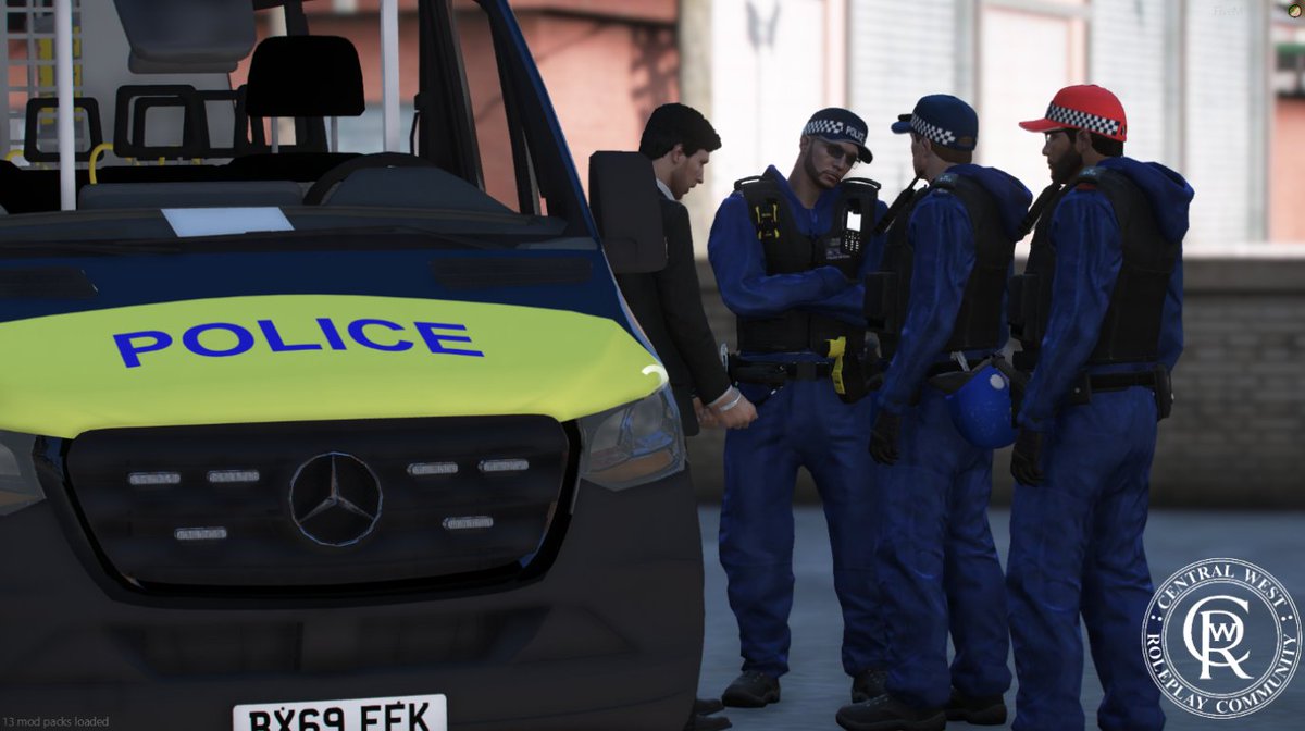Hampset_1434's tweet photo. The past few patrols have been really eventful for OSU. We have attended a variety of jobs including:

🚤Drug Smuggling via a Boat
🤽‍♂️Attempted Suicide
🪓Weapon Possessions
🏠Property Raids
❓Concern for Welfare
🚪Method of Entry Requests
&amp; more!

Apply &amp; join us! https://t.co/KeGCOXF2dW