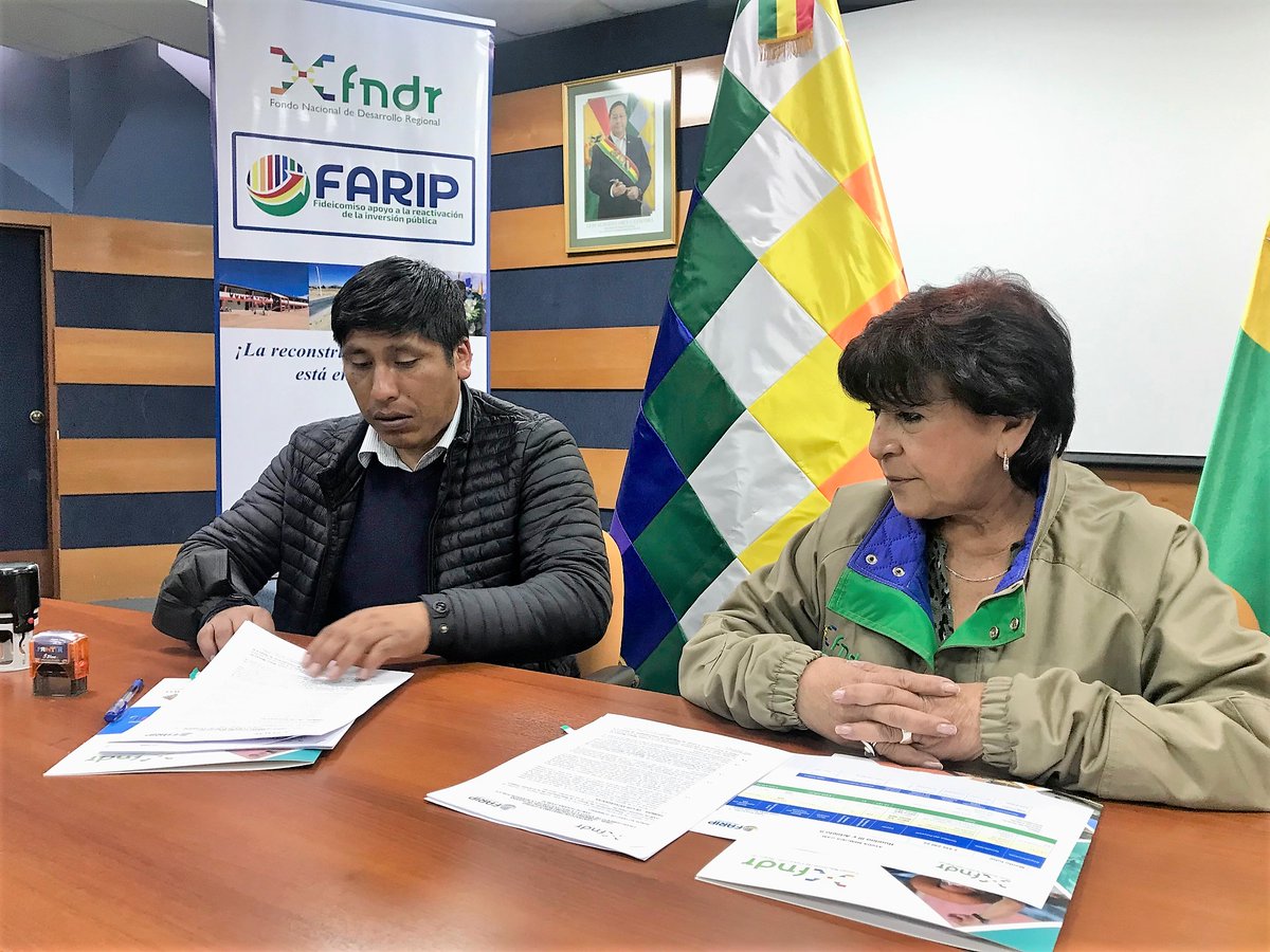 FNDR_Bolivia's tweet photo. Huarina accede a recursos del #Farip para Sistema de Riego Utavi-Antacollo. Financiamiento FNDR para contraparte: Bs. 1,3 MM. Beneficiarios 1.500 productores. ¡Apoyamos al sector productivo para garantizar la seguridad alimentaria!
#EstamosSaliendoAdelante https://t.co/vBFnRvuoK7