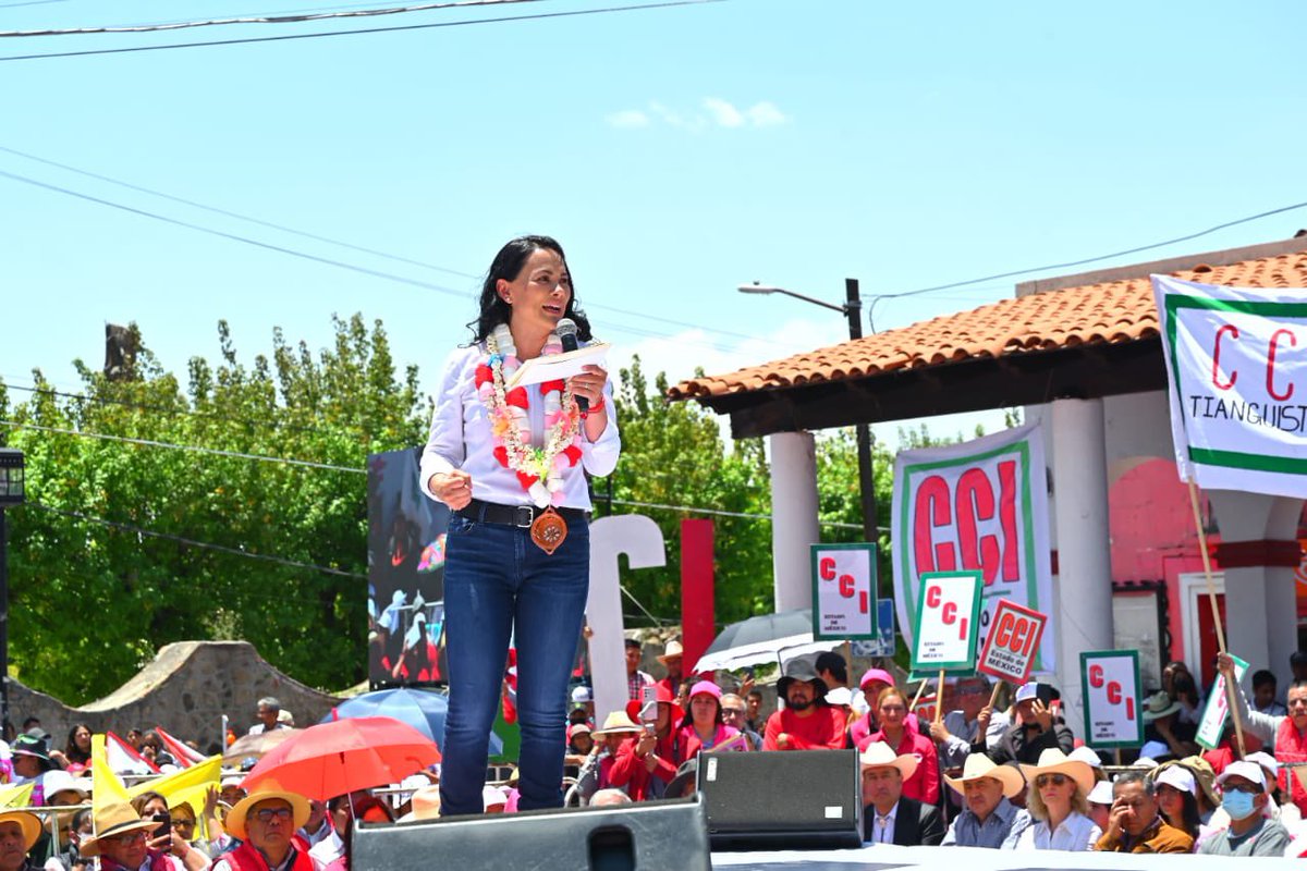 Alejandra Del Moral tweet media