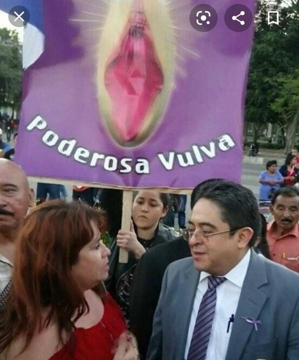UnRectoDigno's tweet photo. @puertoinforma Yo solo quería hacer en la vicepresidencia lo mismo que hice en la PDH https://t.co/uhrwugmKm3