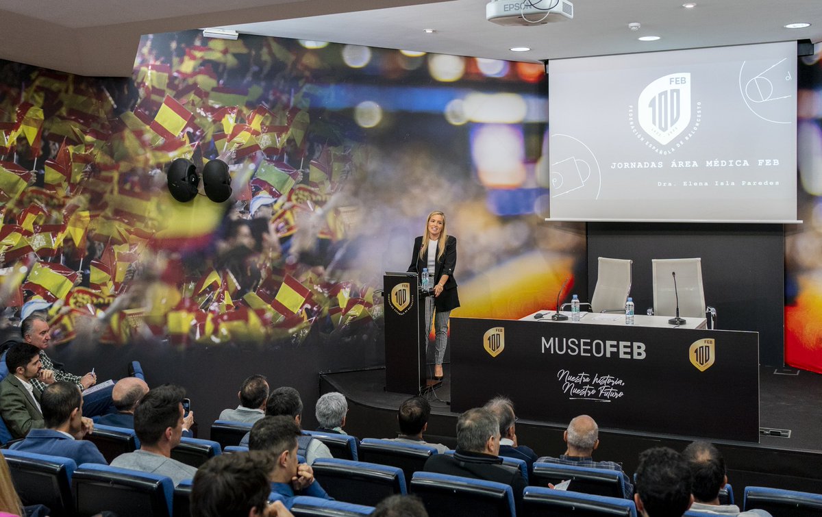 islandwalls's tweet photo. Jornadas del Área Médica FEB con motivo de su Centenario.Muchas gracias @BaloncestoESP @jgarbajosa15 por la confianza.Muy contentos con el resultado por las interesantes ponencias y posterior coloquio de todos los médicos y fisioterapeutas de las selecciones nacionales #LaFamilia https://t.co/gHMx5nJnss