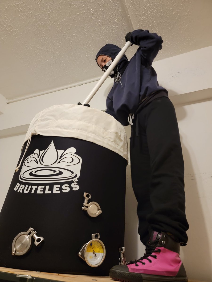 Gladventist's tweet photo. Let's talk $BTC and Solventless Bubble Hash.
What's the #HashRate &amp; what was the return?
Ice cold chill vibes in the lab last night! Me &amp; the other half making bubble hash 
@CryptoCannaClub @GuamCCCchapter 
#solventless #CannabisCommunity #CCC #tokertakeover #labcoat #Hashishin https://t.co/8j41ktB8m9