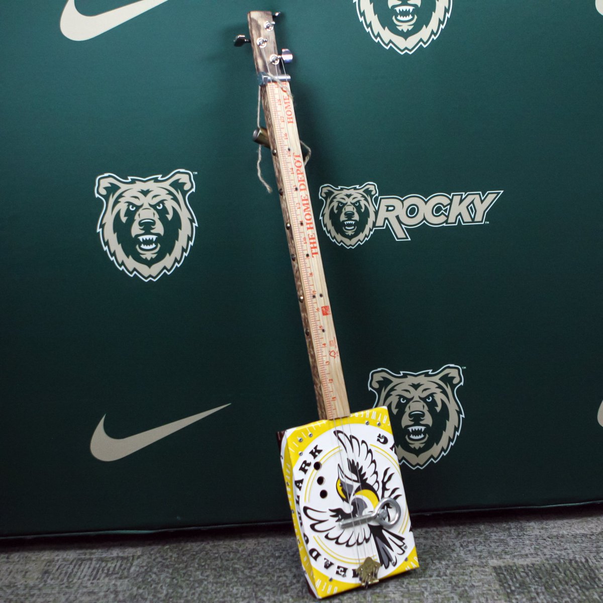 Represent <a href="/BattlinBearGolf/">Battlin' Bears Golf</a> out on the golf course or play a tune on an <a href="/Meadowlarkbeer/">Meadowlark Brewing</a> Cigar Box Guitar!

Win prizes like these and much more at Bear Bash on April 22nd! Purchase tickets using the link below⬇️
bit.ly/BearBash23