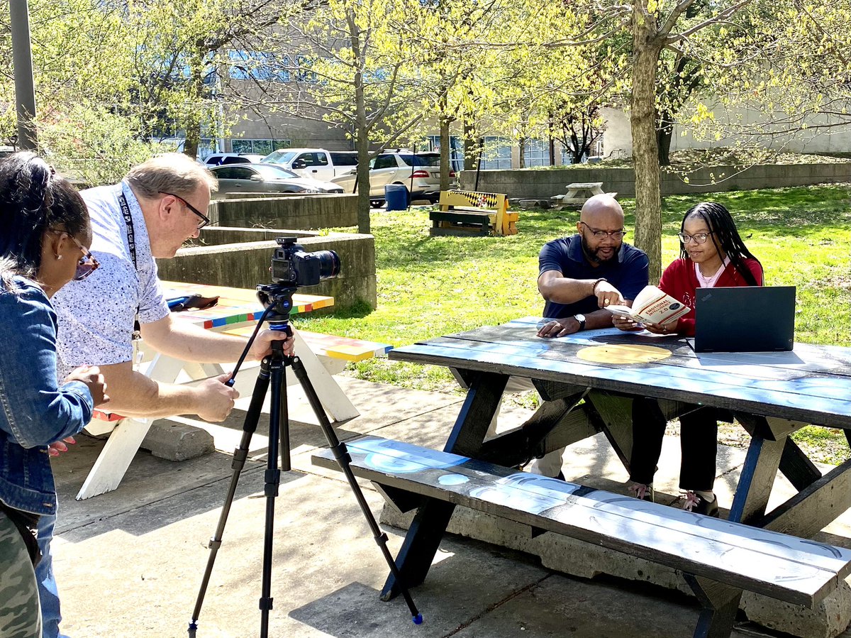 PortVLP's tweet photo. This week our amazing 12th grade scholar, Jayla Diamond, had a news segment recorded by Fox45 about her awesome academic accomplishments! Jayla is a top 10 scholar that has received over $100,000 in scholarship funds! Thank you College Bound for your support! Jayla, you are star! https://t.co/R3eOfWN6wH