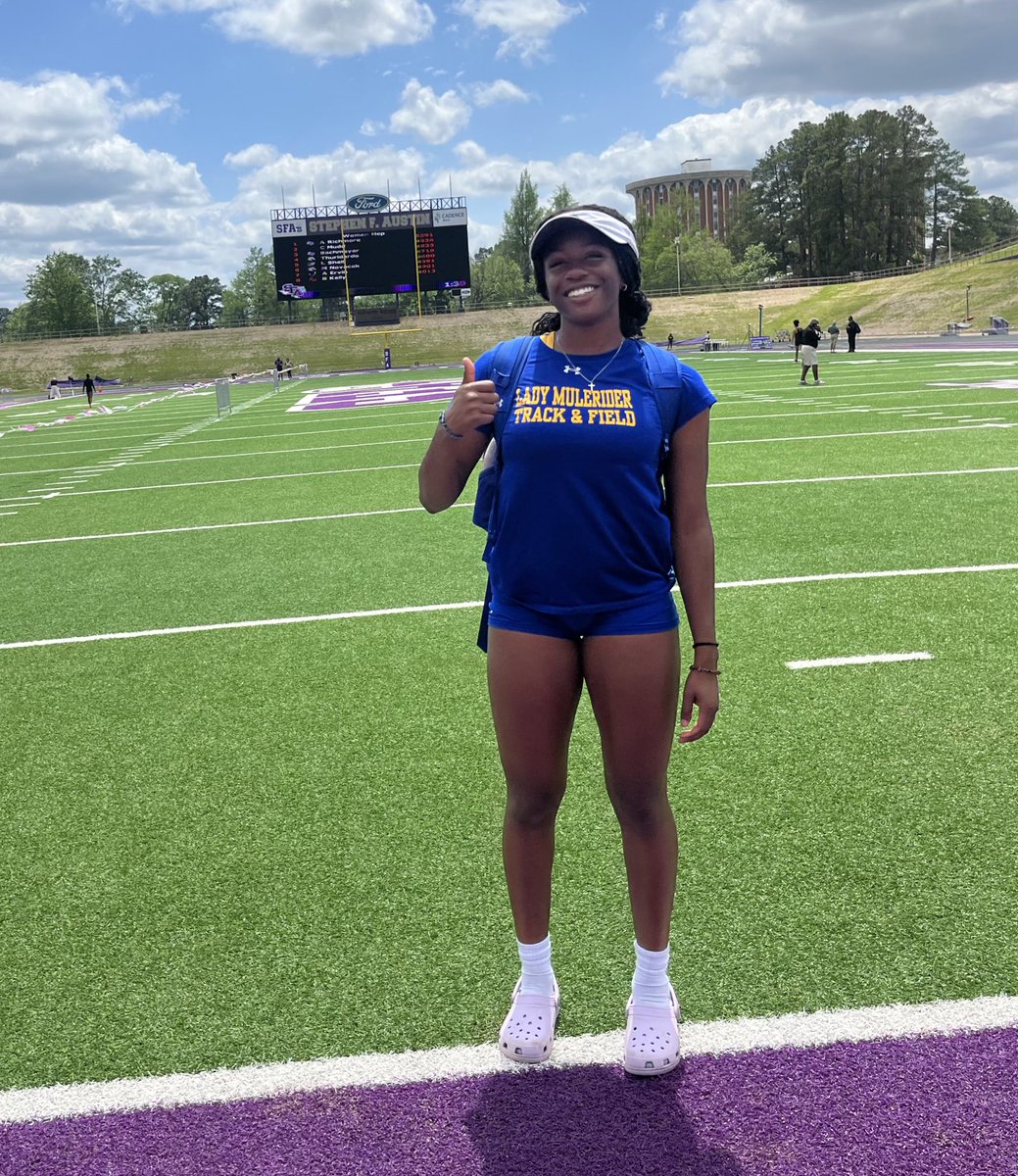 MuleriderSports's tweet photo. 🚨👍PROGRAM RECORD ALERT👍🚨

👏👏 Congrats to FR Anaya Ervin on breaking the program record in the Heptathlon with 4️⃣,3️⃣0️⃣1️⃣ PTS‼️ 

Ervin placed 7th of 13 with PRs in the HJ, SP, LJ and JAV and was the second-highest scoring D2 athlete💪 

#GoMuleriders #LetsRide #Muleriders100 https://t.co/FiO36xL386