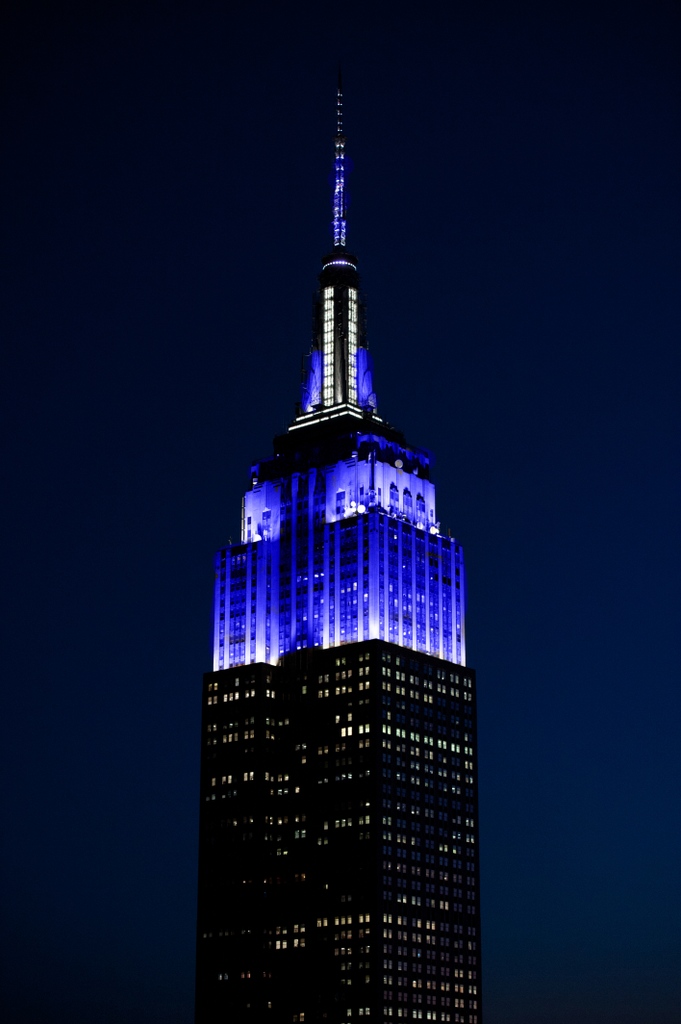 Blue & white with @scotgov for @NYCTartanWeek. #ESBright